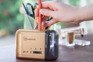 how do electric pencil sharpeners work