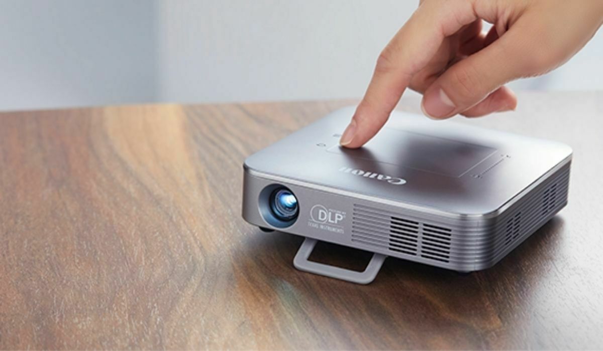 How to Choose a Projector in 2022? Advanced Level Buying Guide